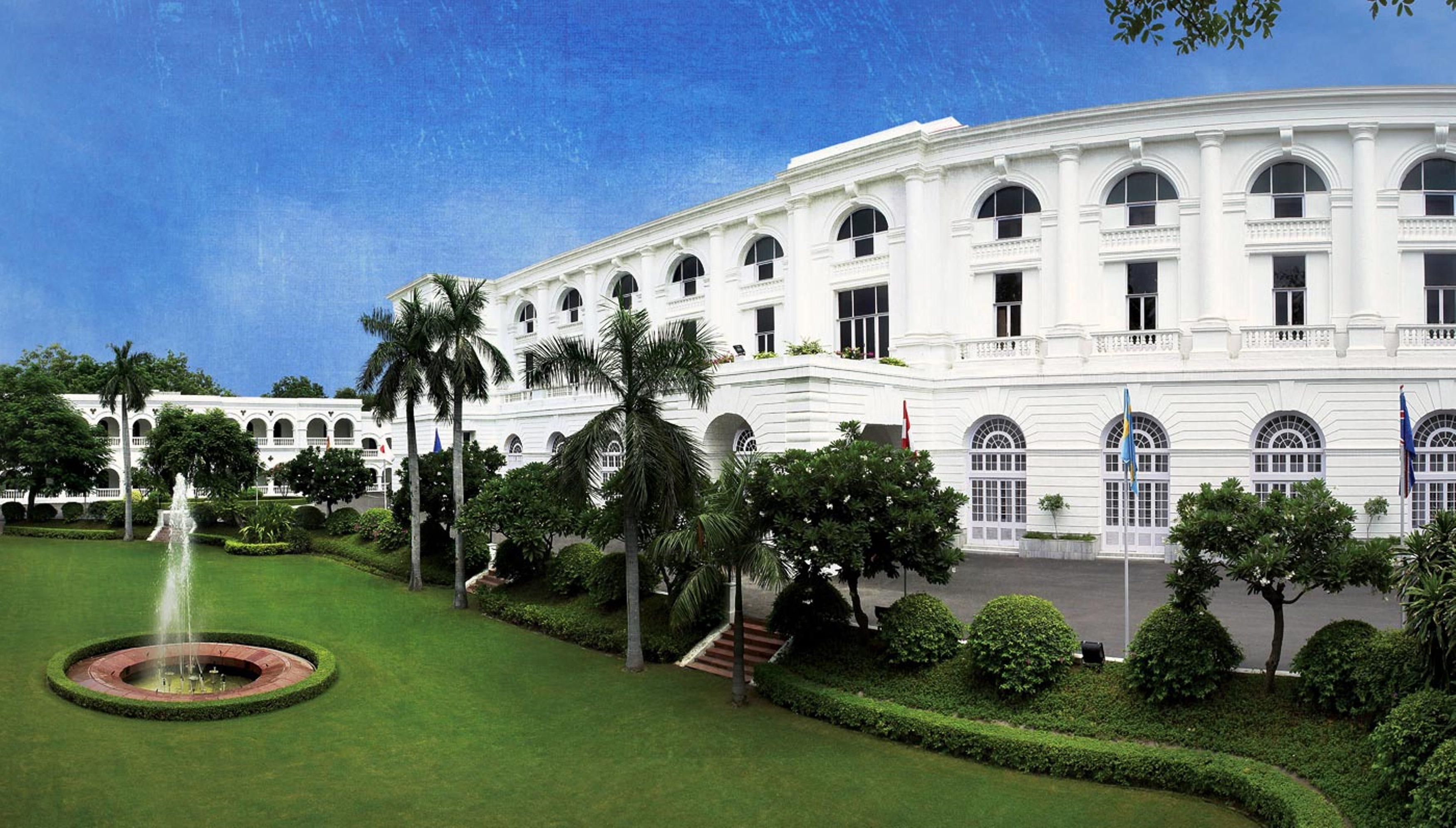Maidens Hotel New Delhi Eksteriør bilde The E & F Mansion