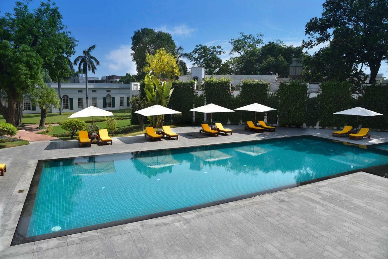 Maidens Hotel New Delhi Eksteriør bilde Swimming pool at the Taj Mahal Palace